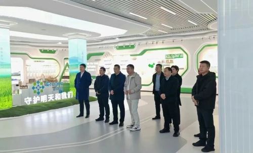 政企共绘绿色增产新蓝图 聚焦环保农业生产服务模式与新材料技术推广